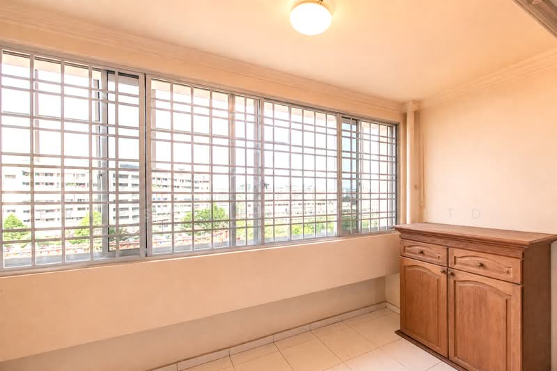 230J Tampines Street 21, 230J Tampines Street 21, 4 Bedrooms, 1,604 sqft, HDB Flat For Sale, by JOHN YEO, 500219138 - Balcony - PropertyGuru.com.sg