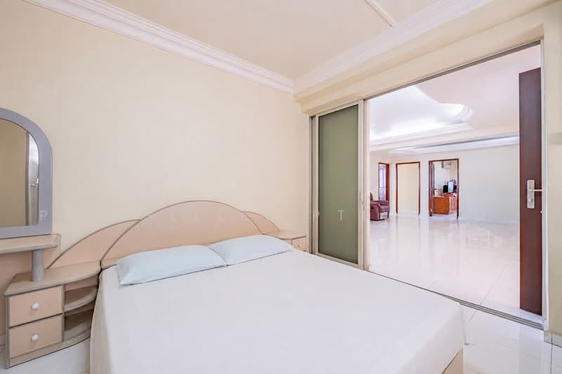 230J Tampines Street 21, 230J Tampines Street 21, 4 Bedrooms, 1,604 sqft, HDB Flat For Sale, by JOHN YEO, 500219138 - Bedroom - PropertyGuru.com.sg