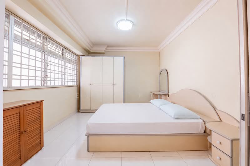 230J Tampines Street 21, 230J Tampines Street 21, 4 Bedrooms, 1,604 sqft, HDB Flat For Sale, by JOHN YEO, 500219138 - Bedroom - PropertyGuru.com.sg