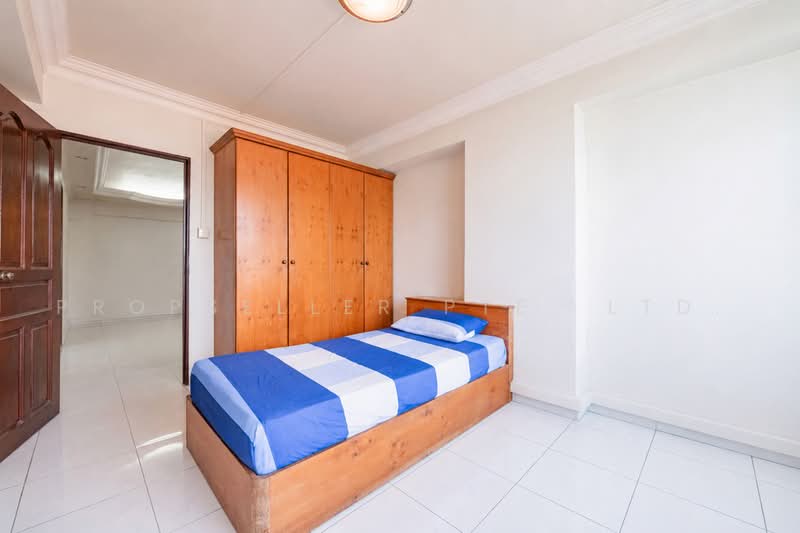 230J Tampines Street 21, 230J Tampines Street 21, 4 Bedrooms, 1,604 sqft, HDB Flat For Sale, by JOHN YEO, 500219138 - Bedroom - PropertyGuru.com.sg