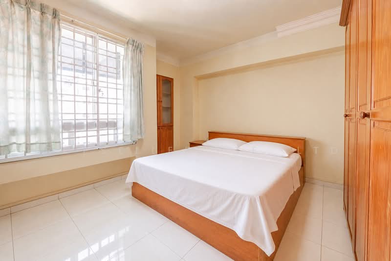 230J Tampines Street 21, 230J Tampines Street 21, 4 Bedrooms, 1,604 sqft, HDB Flat For Sale, by JOHN YEO, 500219138 - Bedroom - PropertyGuru.com.sg