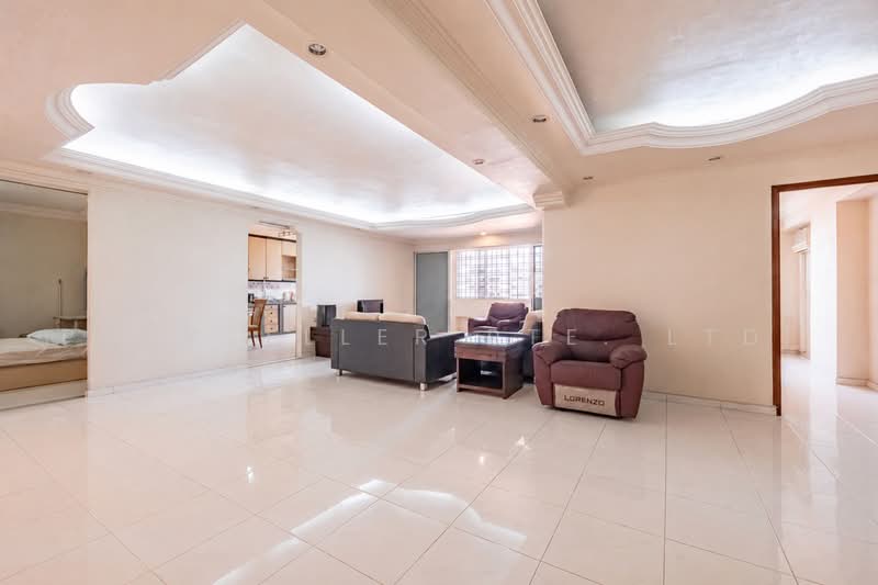 230J Tampines Street 21, 230J Tampines Street 21, 4 Bedrooms, 1,604 sqft, HDB Flat For Sale, by JOHN YEO, 500219138 - Living Room - PropertyGuru.com.sg