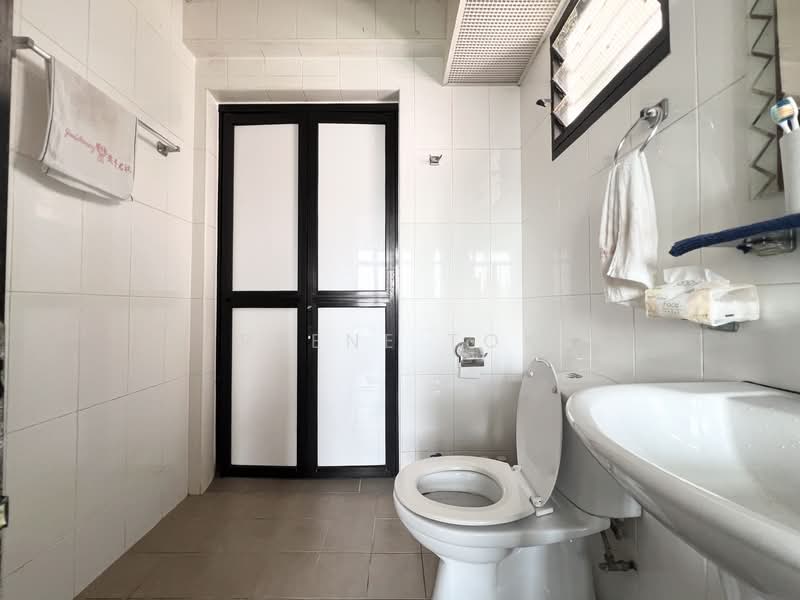593B Montreal Ville, 593B Montreal Link, 1 Bedroom, 505 sqft, HDB Flat For Sale, by Reene Tok, 500219144 - Bathroom - PropertyGuru.com.sg