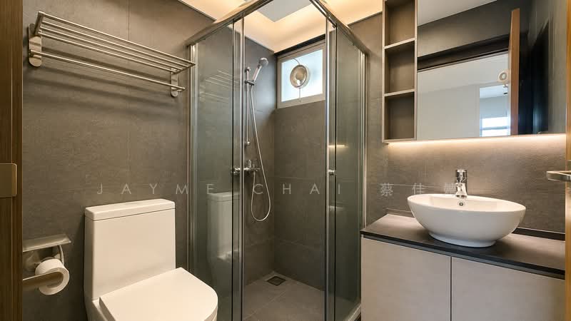 338A Anchorvale Crescent, 338A Anchorvale Crescent, 3 Bedrooms, 1,001 sqft, HDB Flat For Sale, by Jayme Chai 蔡佳娉, 500219151 - Bathroom - PropertyGuru.com.sg
