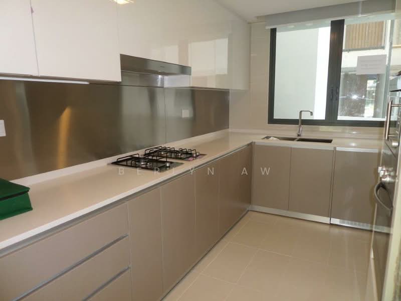 Hedges Park Condominium, 71 Flora Drive, 4 Bedrooms, 1,539 sqft, Condominium For Sale, by Berlyn Aw, 500219159 - Kitchen - PropertyGuru.com.sg