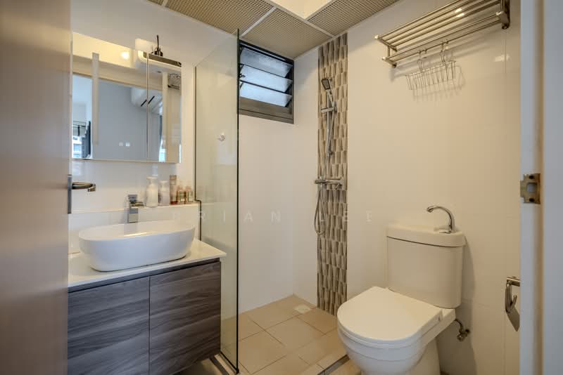 96 Dawson Road, 96 Dawson Road, 2 Bedrooms, 678 sqft, HDB Flat For Rent, by Brian Lee, 500219162 - Bathroom - PropertyGuru.com.sg