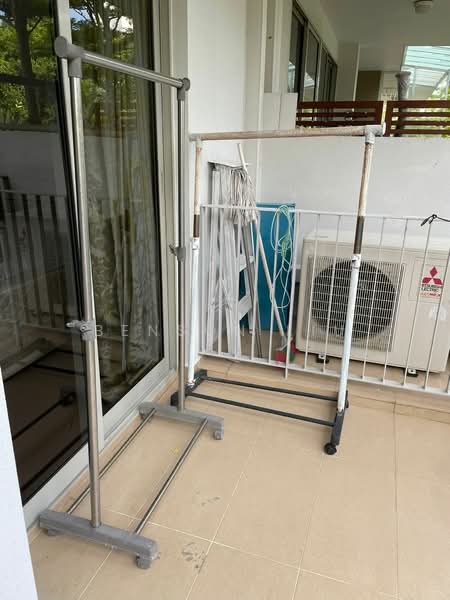 Sea Esta, 20 Pasir Ris Link, 1 Bedroom, 581 sqft, Condominium For Sale, by Benson Liu, 500219171 - Balcony - PropertyGuru.com.sg