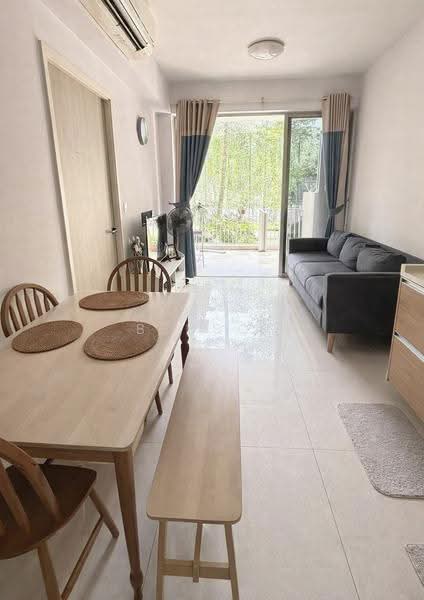Sea Esta, 20 Pasir Ris Link, Pasir Ris / Tampines, 1 Bedroom, 581 sqft, Condominium For Sale, by Benson Liu, 500219171 - Living Room - PropertyGuru.com.sg