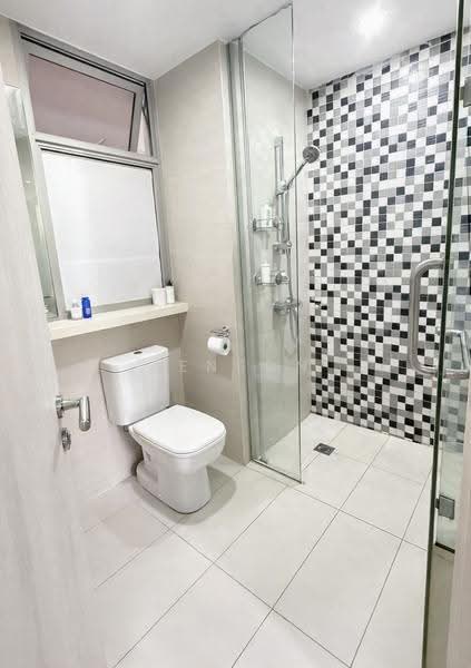 Sea Esta, 20 Pasir Ris Link, Pasir Ris / Tampines, 1 Bedroom, 581 sqft, Condominium For Sale, by Benson Liu, 500219171 - Bathroom - PropertyGuru.com.sg
