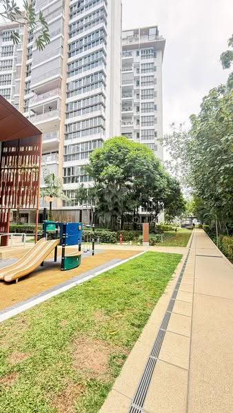 Sea Esta, 20 Pasir Ris Link, Pasir Ris / Tampines, 1 Bedroom, 581 sqft, Condominium For Sale, by Benson Liu, 500219171 - Exterior - PropertyGuru.com.sg