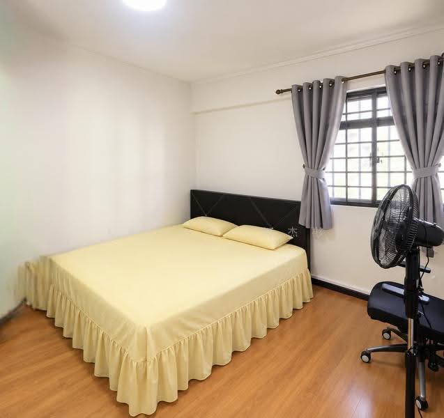 228 Lorong 8 Toa Payoh, 228 Lorong 8 Toa Payoh, Balestier / Toa Payoh, Room Rental, 128 sqft, HDB Flat For Rent, by Kay HO 何杰彬, 500219180 - Bedroom - PropertyGuru.com.sg