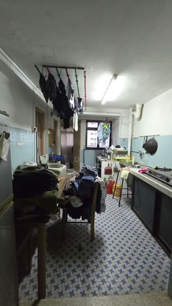 77 Indus Road, 77 Indus Road, 2 Bedrooms, 678 sqft, HDB Flat For Sale, by David Puah 潘基文, 500219199 - Kitchen - PropertyGuru.com.sg