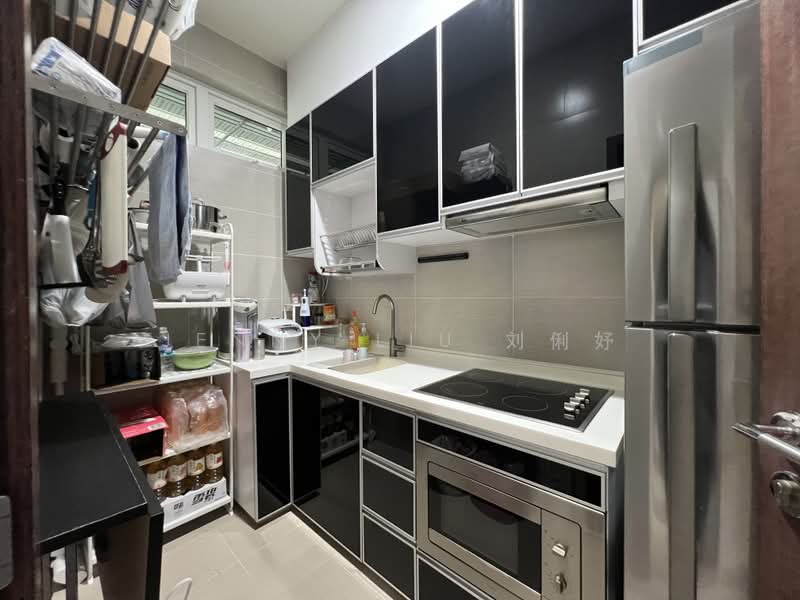 Cardiff Residence, 103 Cardiff Grove, 2 Bedrooms, 775 sqft, Condominium For Sale, by Jenny Liu 刘俐妤, 500219202 - Kitchen - PropertyGuru.com.sg