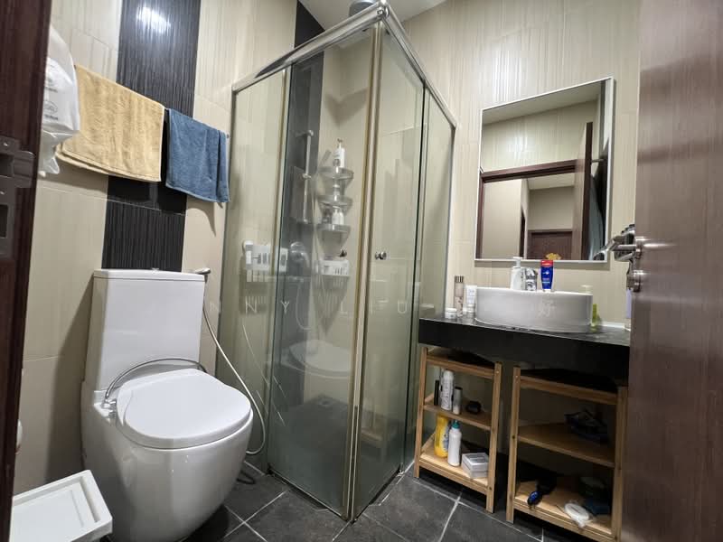Cardiff Residence, 103 Cardiff Grove, 2 Bedrooms, 775 sqft, Condominium For Sale, by Jenny Liu 刘俐妤, 500219202 - Bathroom - PropertyGuru.com.sg