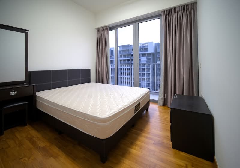 Bedok Residences, 18 Bedok North Drive, 2 Bedrooms, 1,550 sqft, Condominium For Sale, by Stanley Phua, 500219204 - Master Bedroom - PropertyGuru.com.sg
