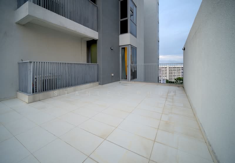 Bedok Residences, 18 Bedok North Drive, 2 Bedrooms, 1,550 sqft, Condominium For Sale, by Stanley Phua, 500219204 - Balcony - PropertyGuru.com.sg