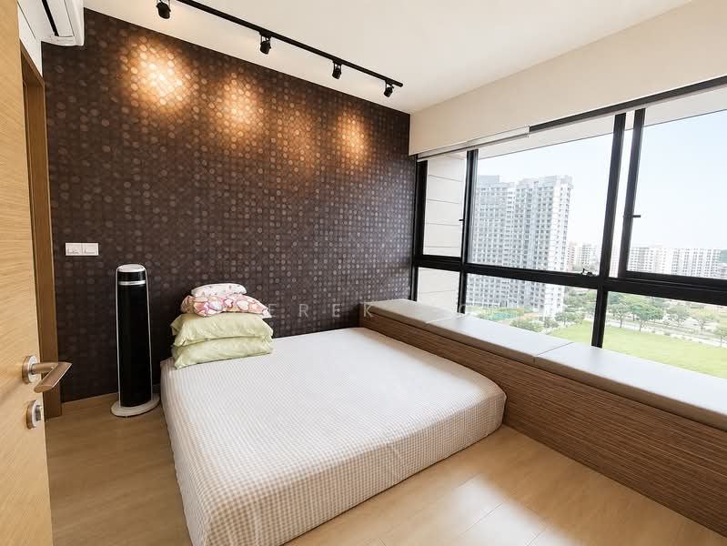 The Topiary, 11 Fernvale Lane, 3 Bedrooms, 915 sqft, Executive Condominium For Sale, by Derek Ng, 500219218 - Bedroom - PropertyGuru.com.sg