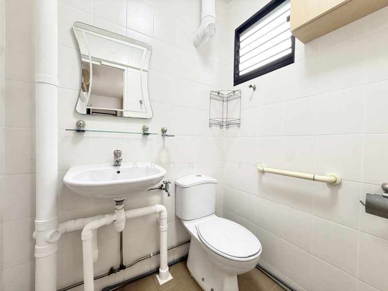 333 Ang Mo Kio Avenue 1, 333 Ang Mo Kio Avenue 1, 2 Bedrooms, 732 sqft, HDB Flat For Sale, by Aaron Yeo, 500219229 - PropertyGuru.com.sg