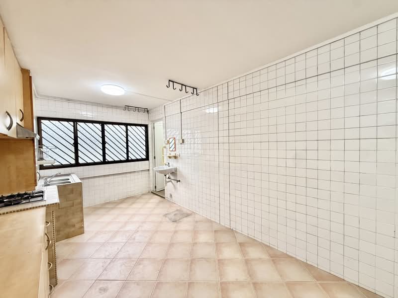 333 Ang Mo Kio Avenue 1, 333 Ang Mo Kio Avenue 1, 2 Bedrooms, 732 sqft, HDB Flat For Sale, by Aaron Yeo, 500219229 - PropertyGuru.com.sg