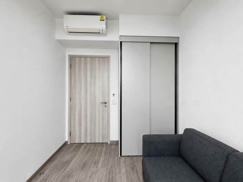 Sengkang Grand Residences, 76 Compassvale Bow, Hougang / Punggol / Sengkang, 3 Bedrooms, 936 sqft, Condominium For Sale, by Sherry Tang (邓民洁), 500219243 - Living Room - PropertyGuru.com.sg