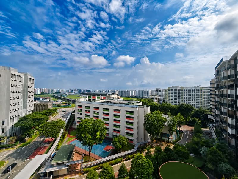 Sengkang Grand Residences, 76 Compassvale Bow, Hougang / Punggol / Sengkang, 3 Bedrooms, 936 sqft, Condominium For Sale, by Sherry Tang (邓民洁), 500219243 - Exterior - PropertyGuru.com.sg