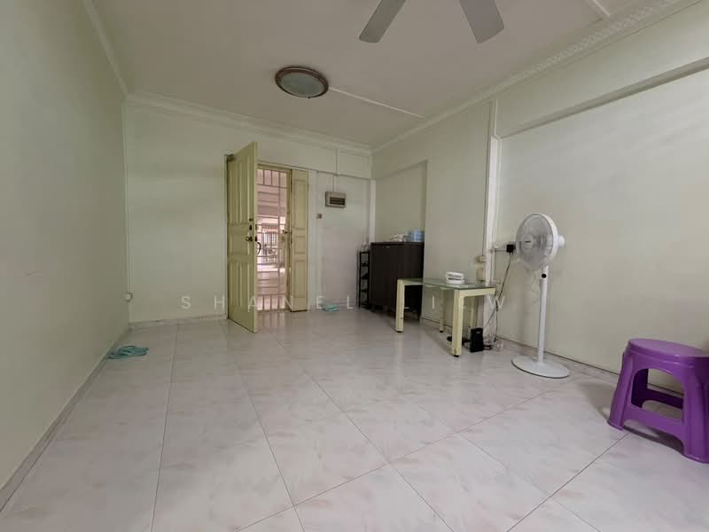 761 Woodlands Avenue 6, 761 Woodlands Avenue 6, 3 Bedrooms, 1,313 sqft, HDB Flat For Sale, by Shanel Liew, 500219248 - Living Room - PropertyGuru.com.sg