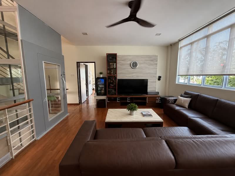 Sembawang hills estate, Sembawang Hills Drive, 6 Bedrooms, 4,500 sqft, Terraced House For Sale, by Avery Lee (芷芸), 500219249 - Living Room - PropertyGuru.com.sg