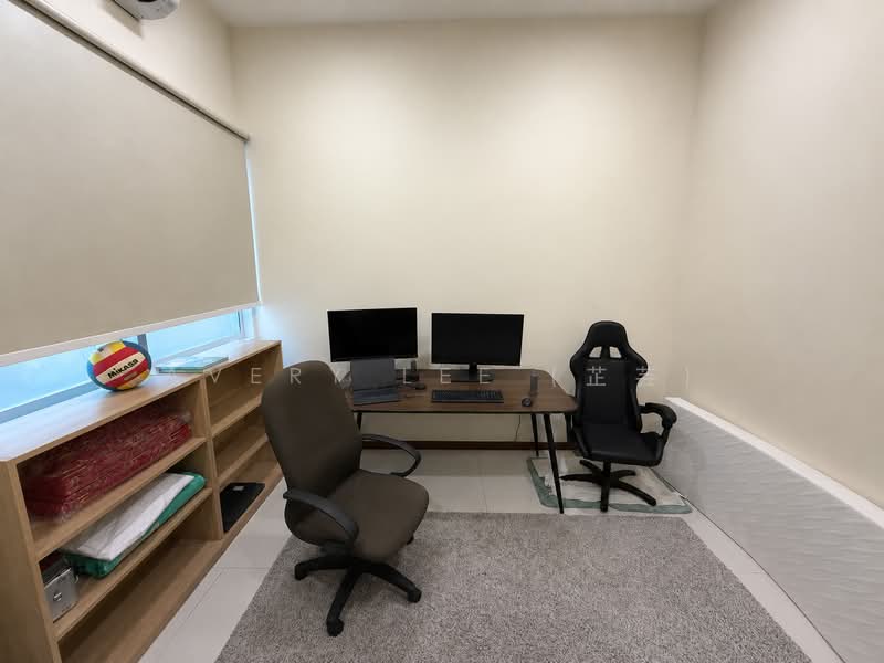 Sembawang hills estate, Sembawang Hills Drive, 6 Bedrooms, 4,500 sqft, Terraced House For Sale, by Avery Lee (芷芸), 500219249 - Study - PropertyGuru.com.sg