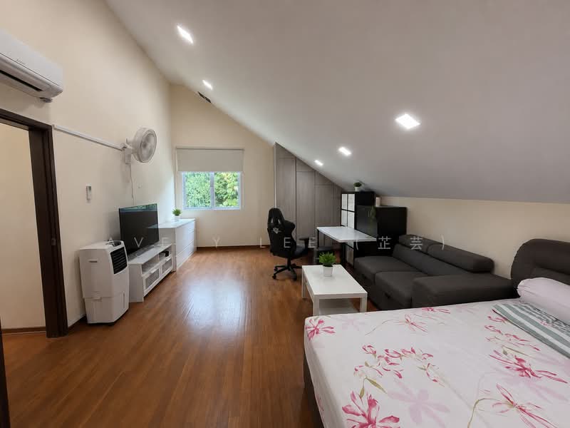 Sembawang hills estate, Sembawang Hills Drive, 6 Bedrooms, 4,500 sqft, Terraced House For Sale, by Avery Lee (芷芸), 500219249 - Living Room - PropertyGuru.com.sg