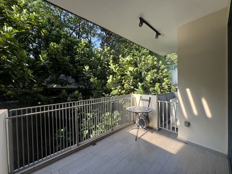 Palm Isles, 40 Flora Drive, 1 Bedroom, 560 sqft, Condominium For Sale, by Agnes Goh, 500219255 - Balcony - PropertyGuru.com.sg