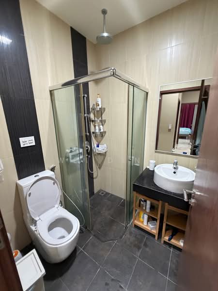 Cardiff Residence, 101 Cardiff Grove, 2 Bedrooms, 775 sqft, Condominium For Sale, by WEI DENG, 500219258 - Bathroom - PropertyGuru.com.sg