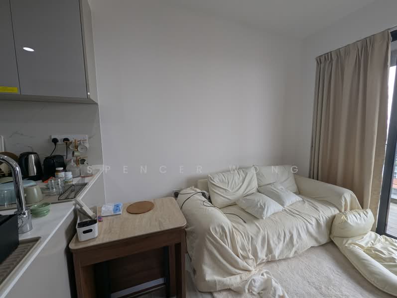 Parc Esta, 900 Sims Avenue, 1 Bedroom, 452 sqft, Condominium For Sale, by Spencer Wong, 500219260 - Living Room - PropertyGuru.com.sg