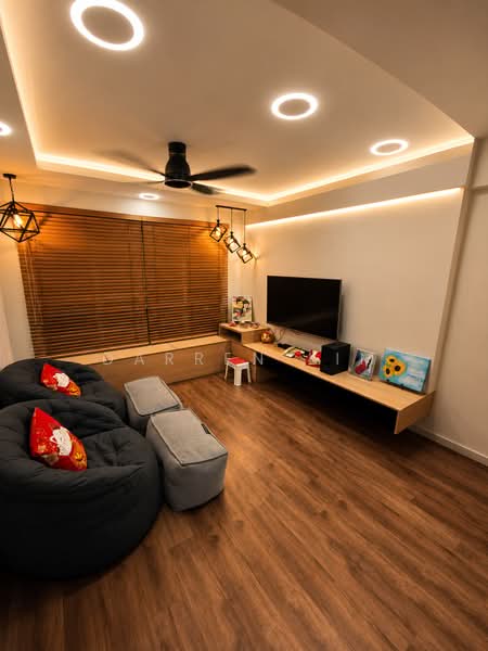 414A Fernvale Link, 414A Fernvale Link, 3 Bedrooms, 1,001 sqft, HDB Flat For Sale, by Darren Lim, 500219262 - Living Room - PropertyGuru.com.sg