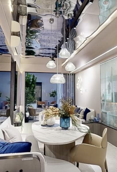 The LakeGarden Residences, 82 Yuan Ching Road, 2 Bedrooms, 678 sqft, Condominium For Sale, by Heng Kok Liang, 500219263 - Living Room - PropertyGuru.com.sg