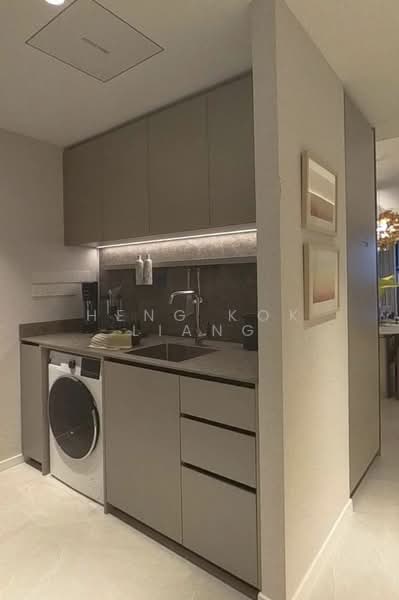 The LakeGarden Residences, 82 Yuan Ching Road, 2 Bedrooms, 678 sqft, Condominium For Sale, by Heng Kok Liang, 500219263 - Kitchen - PropertyGuru.com.sg