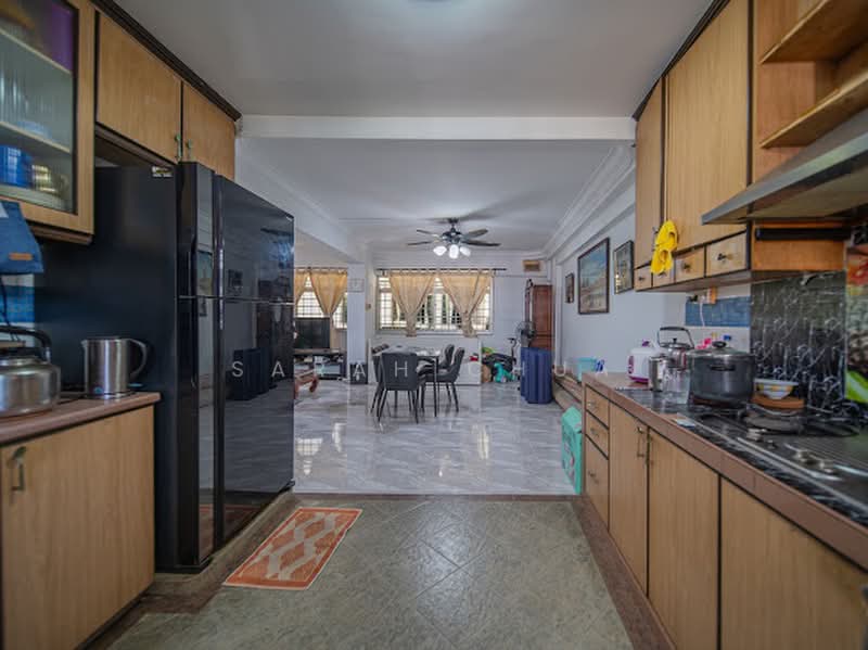 348 Tampines Street 33, 348 Tampines Street 33, 3 Bedrooms, 1,163 sqft, HDB Flat For Sale, by Sarah Chua, 500219265 - Kitchen - PropertyGuru.com.sg