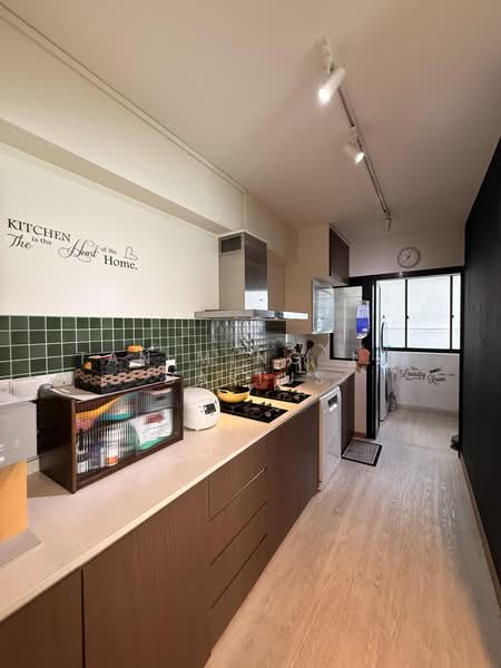 420C Northshore Drive, 420C Northshore Drive, 3 Bedrooms, 1,012 sqft, HDB Flat For Sale, by Tan Ming Jie Darius, 500219278 - Kitchen - PropertyGuru.com.sg