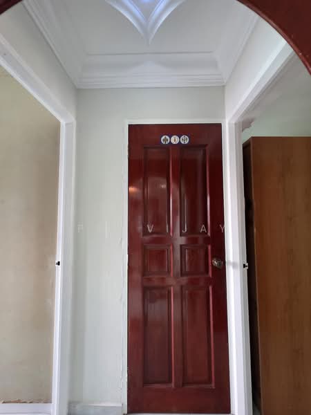 114 Yishun Ring Road, 114 Yishun Ring Road, 3 Bedrooms, 1,119 sqft, HDB Flat For Sale, by PN. Vijay, 500219283 - Entrance - PropertyGuru.com.sg