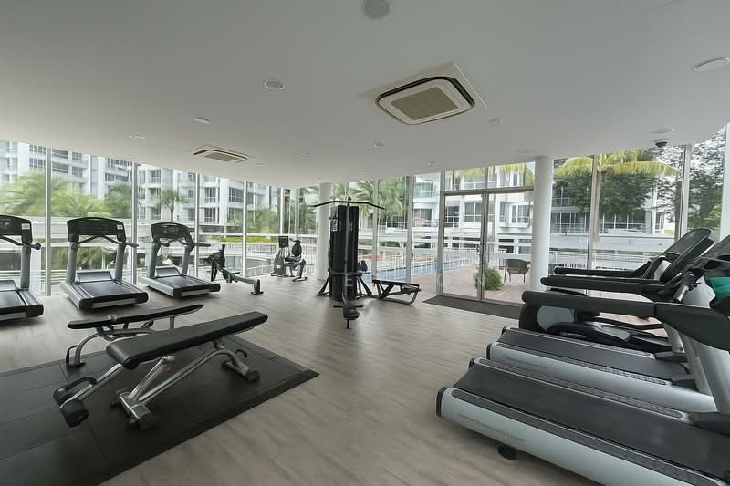 The Parc Condominium, 11 West Coast Walk, 3 Bedrooms, 1,292 sqft, Condominium For Rent, by Shirley Ong, 500219296 - Gym - PropertyGuru.com.sg