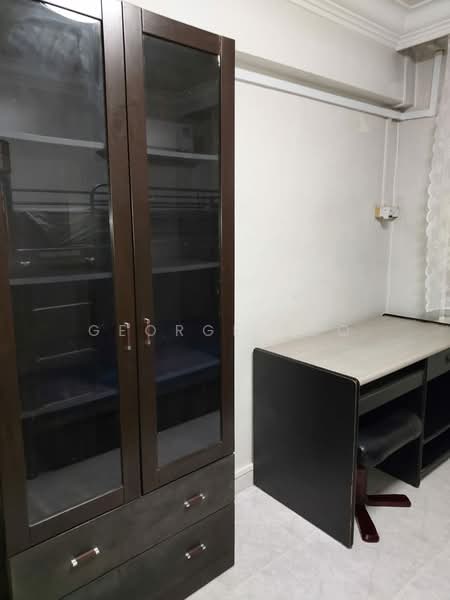 327 Bukit Batok Street 33, 327 Bukit Batok Street 33, Room Rental, 107 sqft, HDB Flat For Rent, by George Foo, 500219299 - Study - PropertyGuru.com.sg