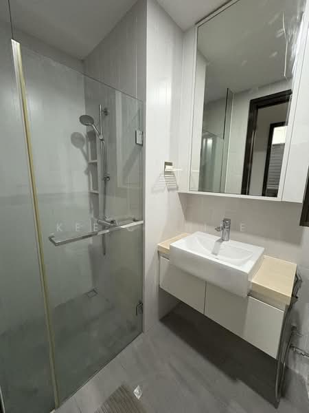 The Inflora, 57 Flora Drive, 2 Bedrooms, 743 sqft, Condominium For Sale, by Kee Carrine, 500219302 - Bathroom - PropertyGuru.com.sg