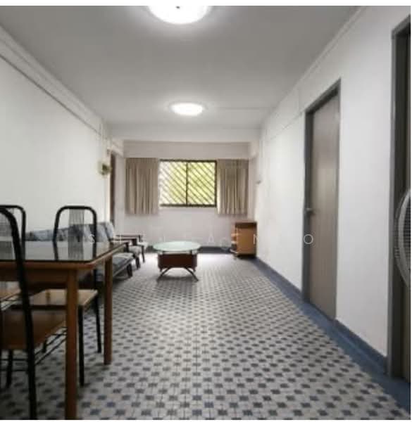 17 Lorong 7 Toa Payoh, 17 Lorong 7 Toa Payoh, 3 Bedrooms, 829 sqft, HDB Flat For Sale, by Sheila Neo, 500219307 - Living Room - PropertyGuru.com.sg