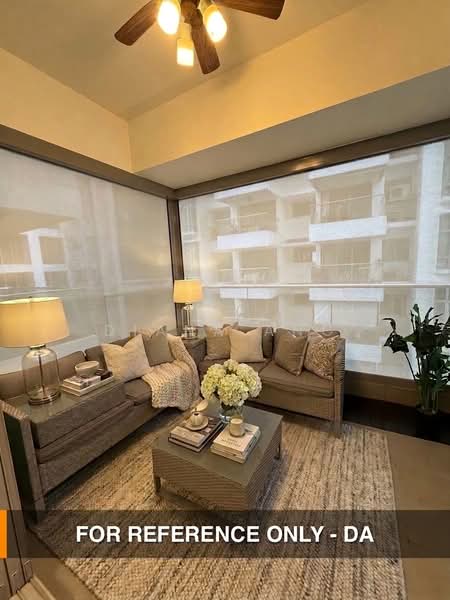 Nathan Residences, 25 Nathan Road, 2 Bedrooms, 786 sqft, Condominium For Rent, by Diana Ang, 500219310 - Living Room - PropertyGuru.com.sg