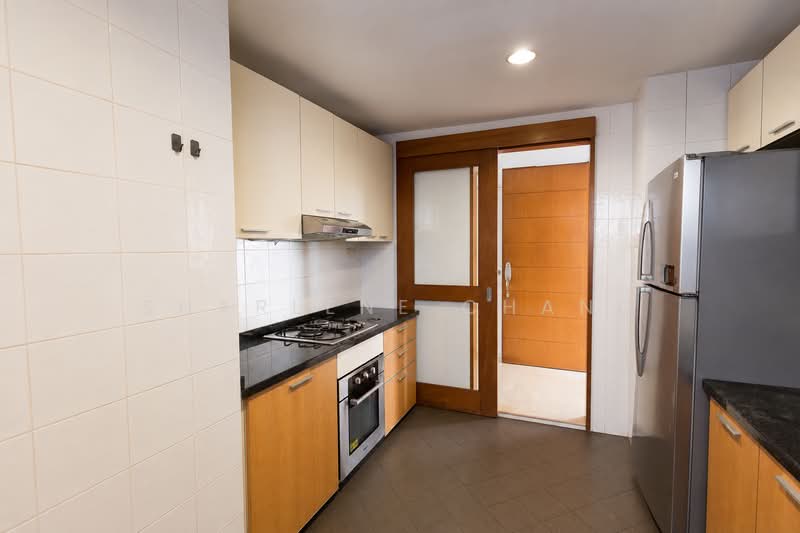 Martia 8, 8 Martia Road, 3 Bedrooms, 1,259 sqft, Apartment For Rent, by Sharlene Chang, 500219317 - Kitchen - PropertyGuru.com.sg