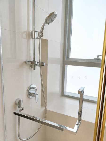 76 Shenton, 76 Shenton Way, 1 Bedroom, 592 sqft, Apartment For Rent, by Shirley Seng, 500219324 - Bathroom - PropertyGuru.com.sg