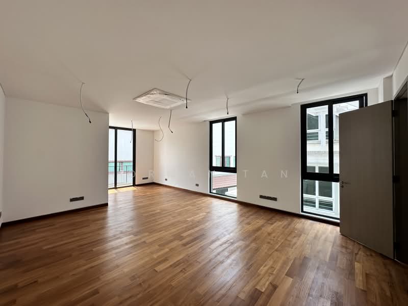 Telok Kurau Lor G, Lorong G Telok Kurau, Lor G Telok Kurau, 5 Bedrooms, 5,765 sqft, Semi-Detached House For Sale, by Norman Tan, 500219346 - Living Room - PropertyGuru.com.sg