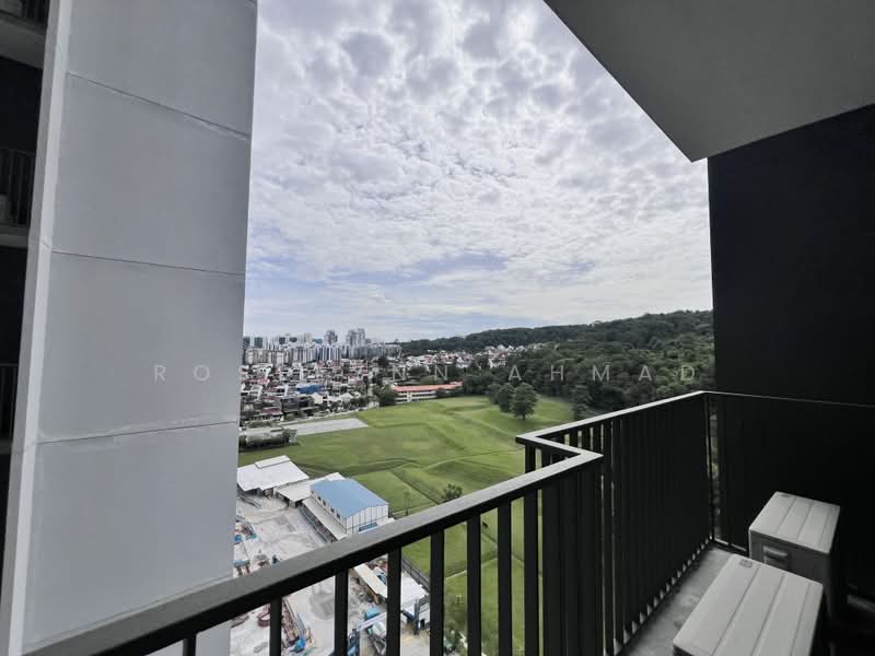 Midwood, 8 Hillview Rise, 3 Bedrooms, 990 sqft, Condominium For Sale, by Roselynn Ahmad, 500219356 - View - PropertyGuru.com.sg
