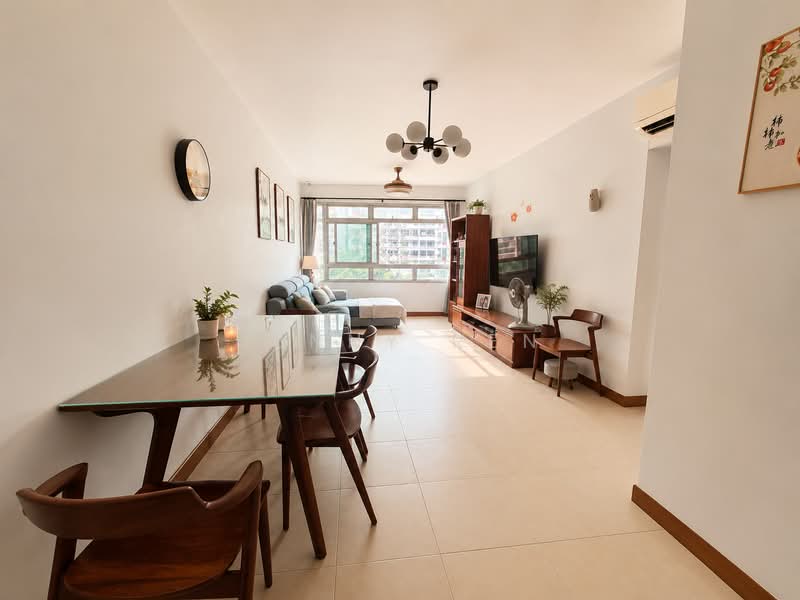 272D Sengkang Central, 272D Sengkang Central, 3 Bedrooms, 969 sqft, HDB Flat For Sale, by Jenny Ren, 500219361 - Living Room - PropertyGuru.com.sg