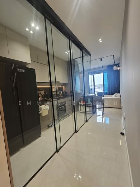 Treasure at Tampines, 49 Tampines Lane, 1 Bedroom, 484 sqft, Condominium For Sale, by Emmanuel Soh, 500219362 - Hallway - PropertyGuru.com.sg