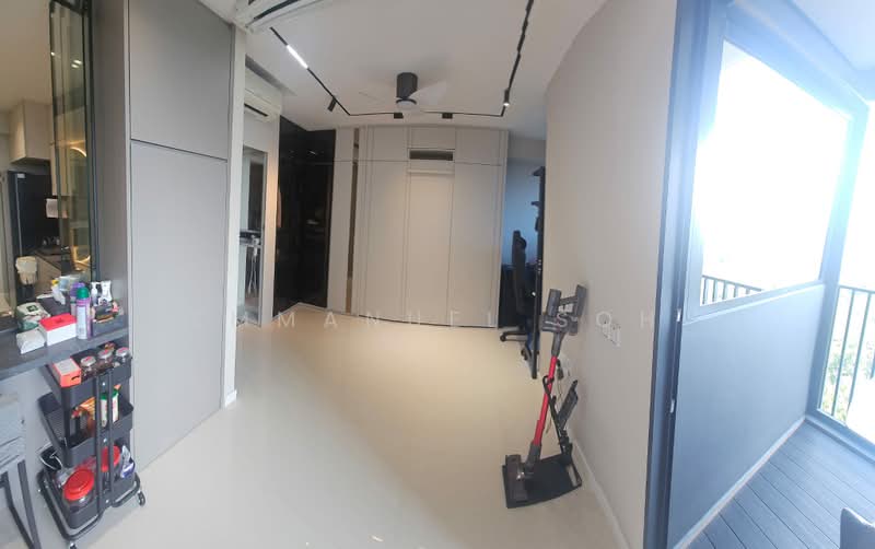 Treasure at Tampines, 49 Tampines Lane, 1 Bedroom, 484 sqft, Condominium For Sale, by Emmanuel Soh, 500219362 - Living room - PropertyGuru.com.sg